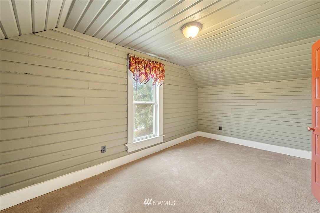 31813 Southeast Issaquah-Fall City Road Fall City, WA 98024 - Photo 17 of 40 Gallery Image 17