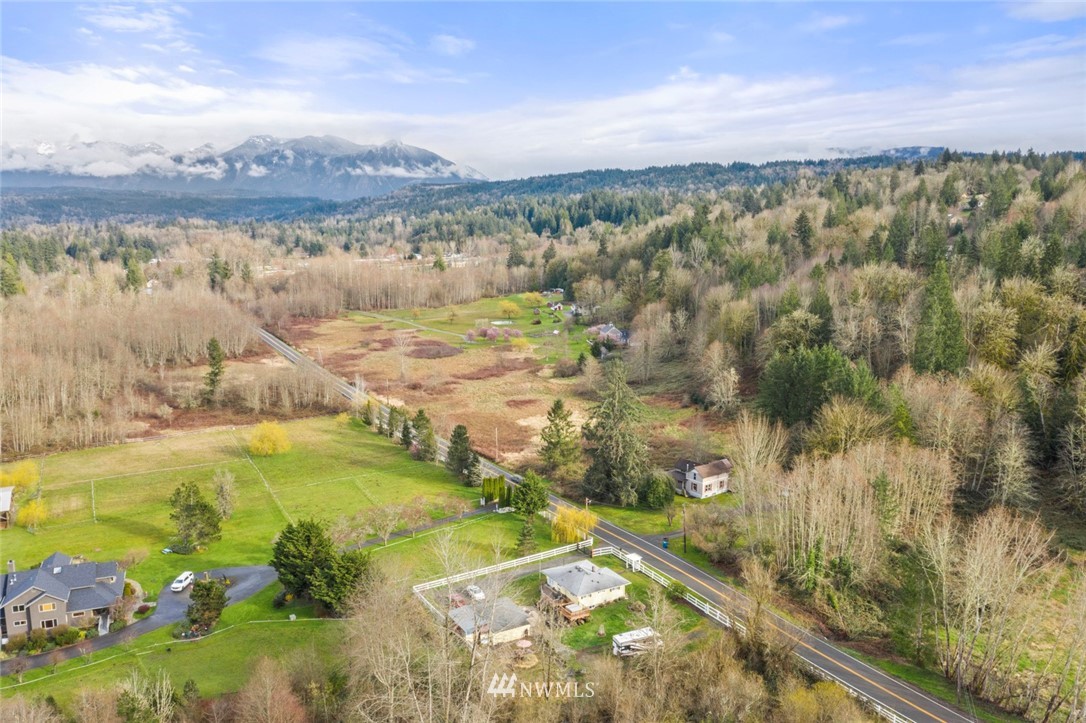 31813 Southeast Issaquah-Fall City Road Fall City, WA 98024 - Photo 34 of 40 Gallery Image 34