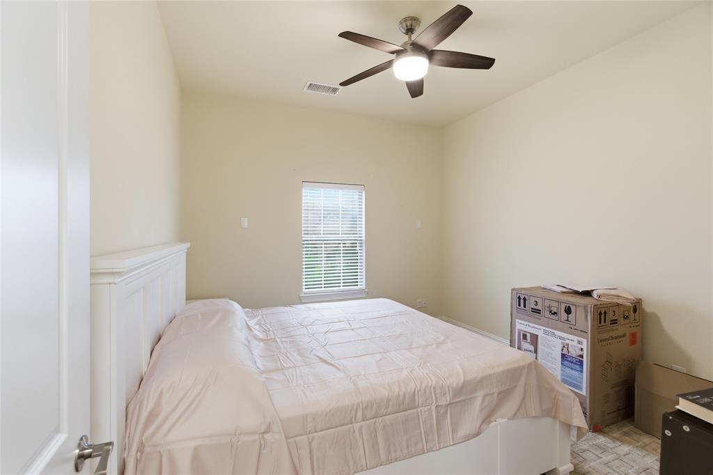 3215 Hyde Street Irving, TX 75063 - Photo 34 of 40