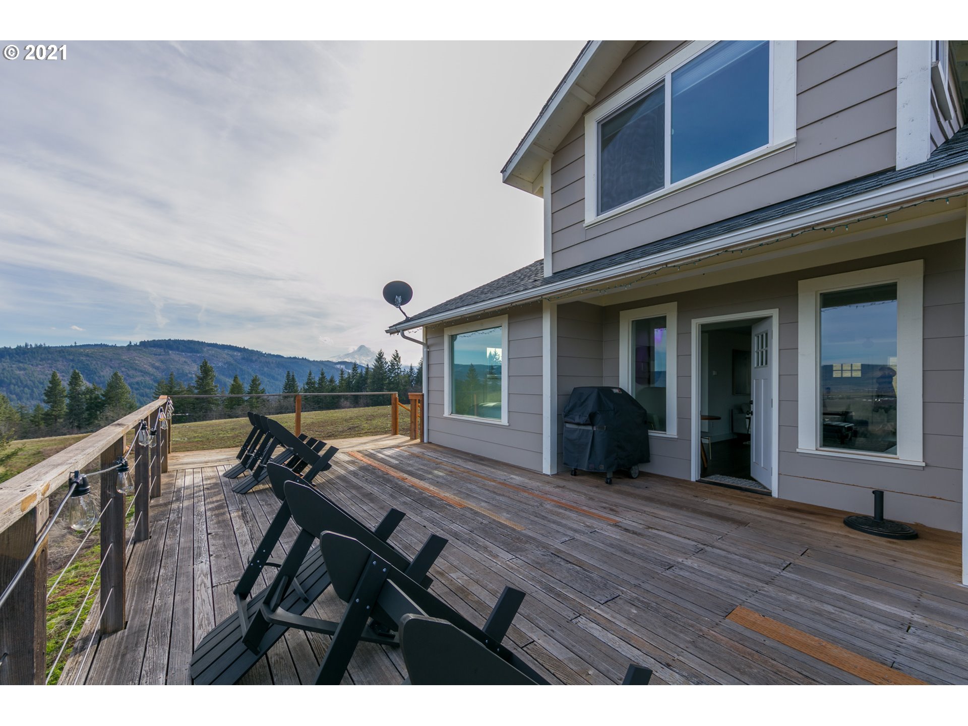 2531 Kingsley Road Hood River, OR 97031 - Photo 20 of 23 Gallery Image 20