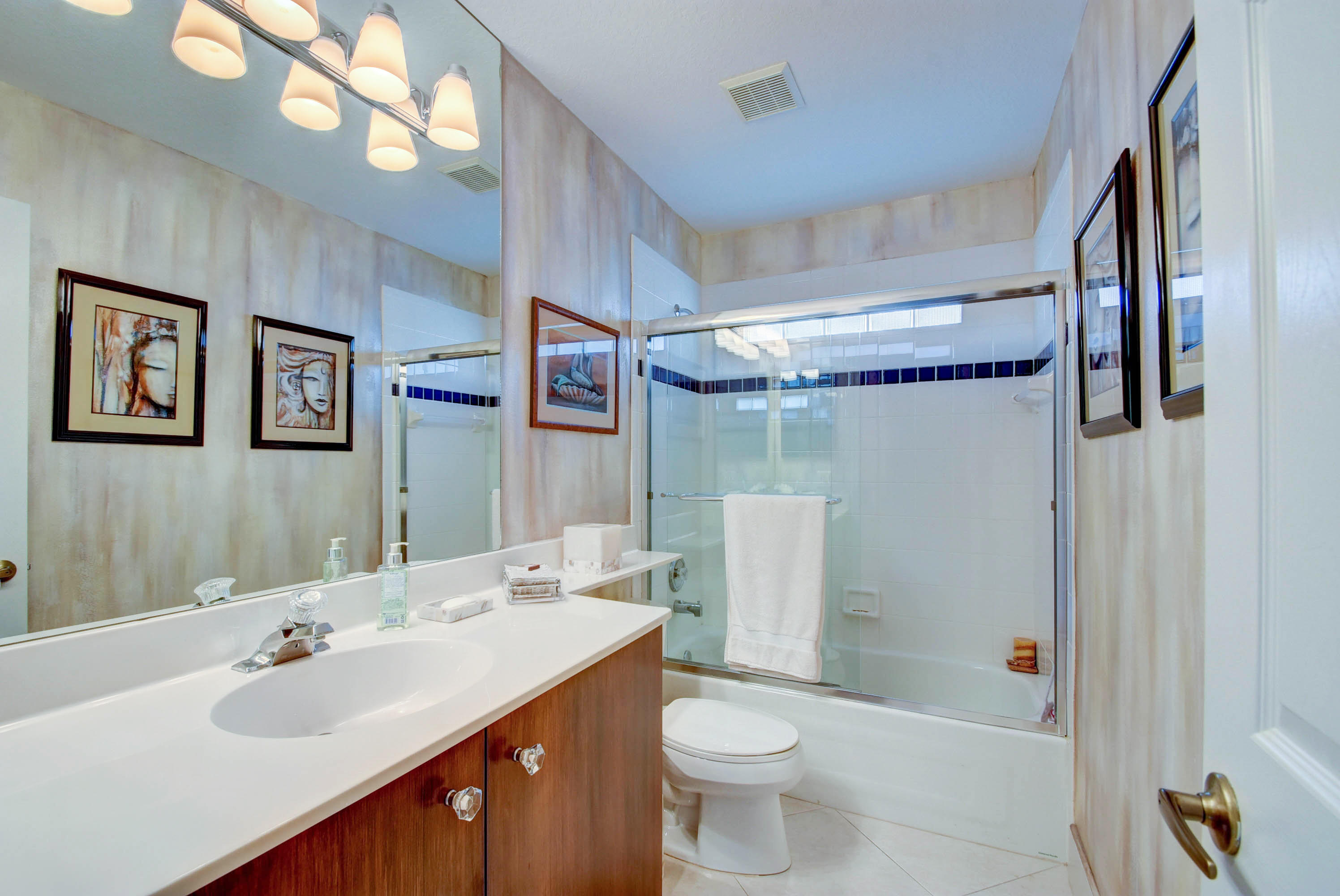 7361 Chorale Road Boynton Beach, FL 33437 - Photo 27 of 44 1 of 51.jpg (31 of 46)