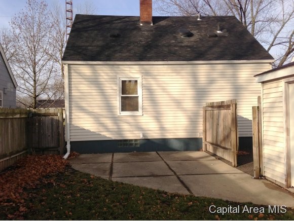 1712 North 19th Street Springfield, IL 62702 - Photo 2 of 17
