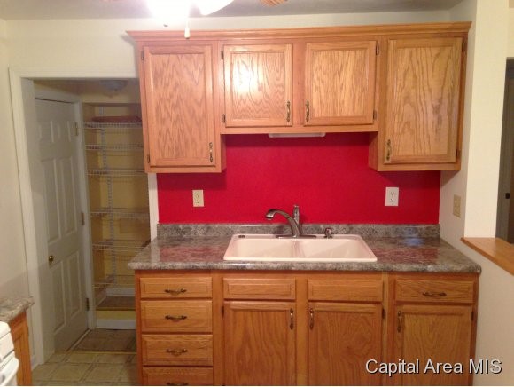 1712 North 19th Street Springfield, IL 62702 - Photo 8 of 17