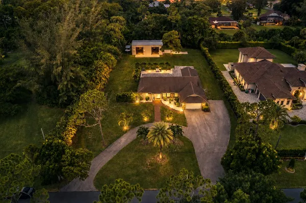 $1,299,900 | 6165 Northwest 69th Way, Parkland, FL 33067