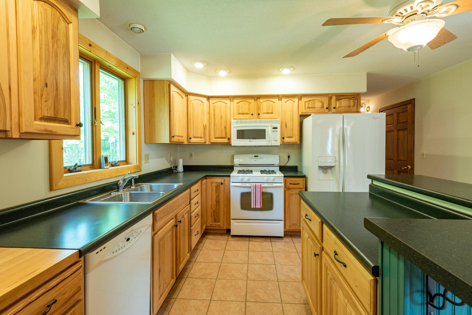 156 Mercer Road Rome, ME 04963 - Photo 6 of 58 lakehome_mercerroad047