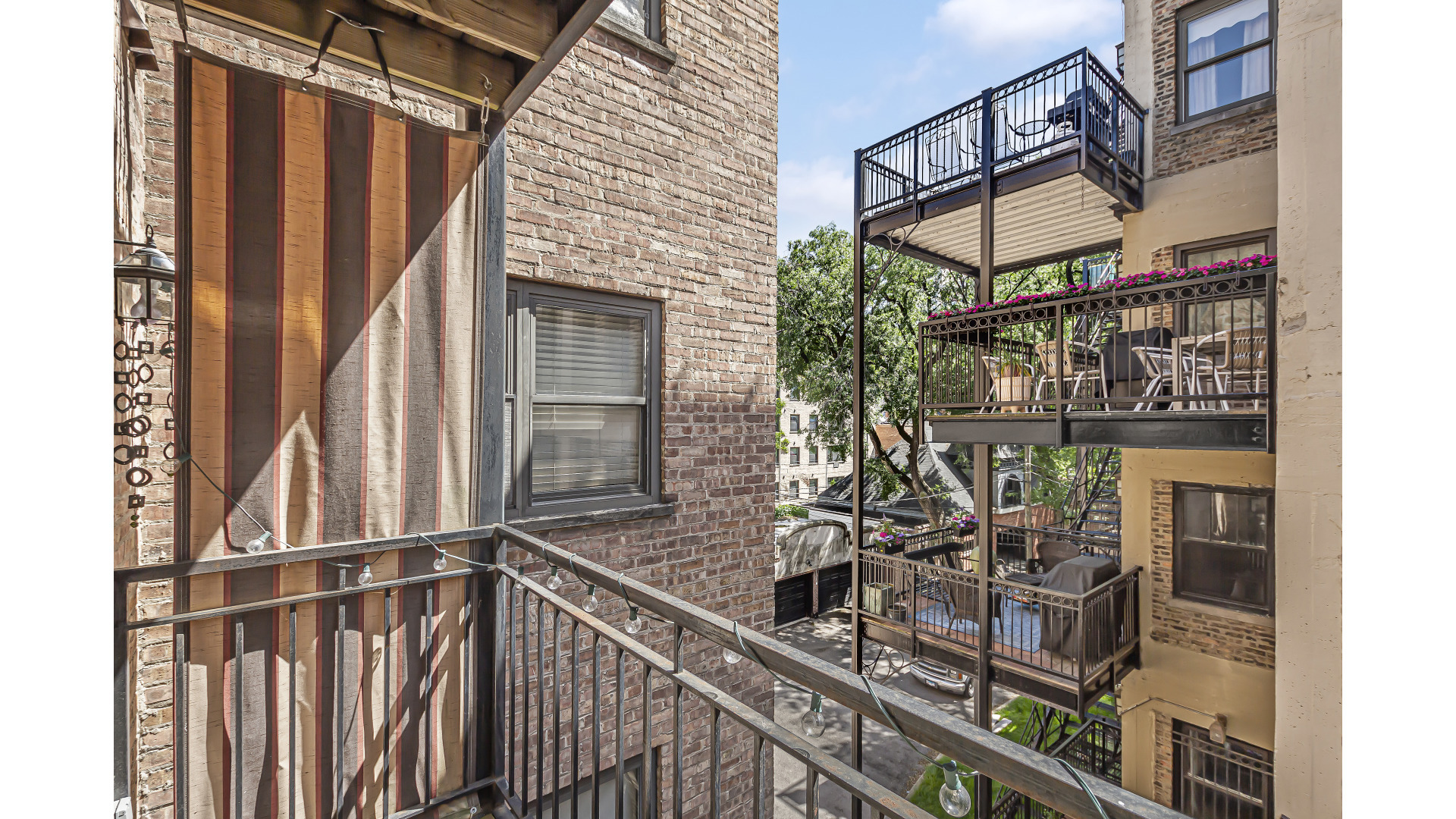 512 West Barry Avenue, Unit 408 Chicago, IL 60657 - Photo 18 of 21 a view of balcony and deck