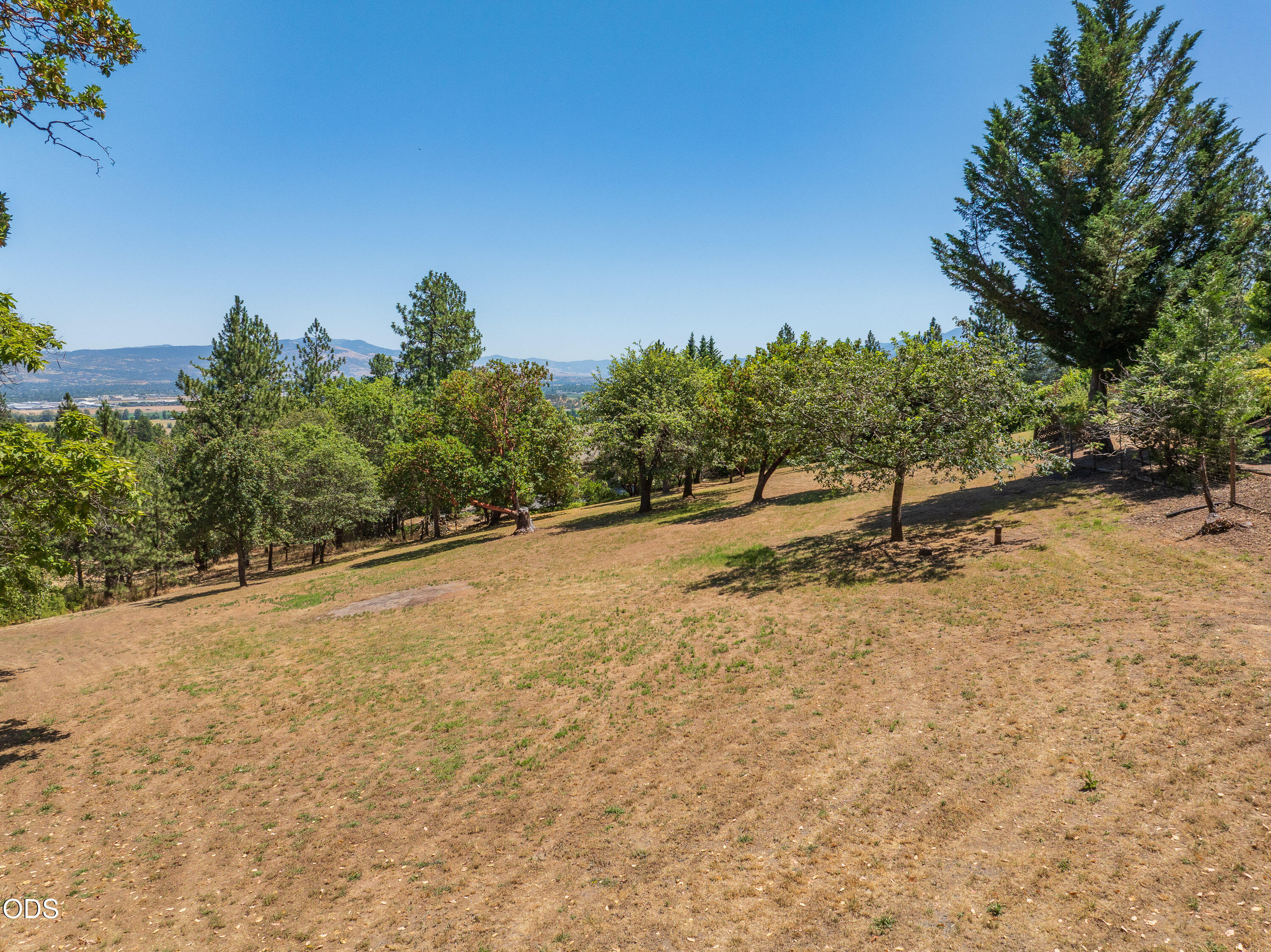 2564 Old Military Road Central Point, OR 97502 - Photo 65 of 68 Gallery Image 65