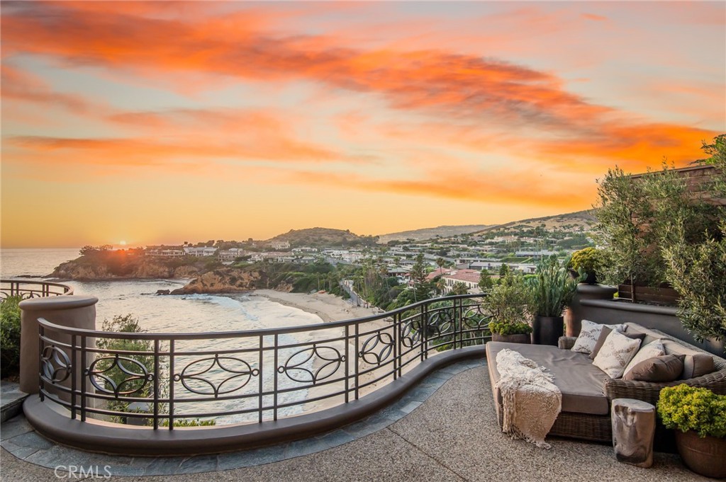 199 Emerald Bay Laguna Beach, CA 92651 - Photo 31 of 33 a view of terrace with furniture
