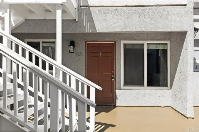 $549,999 | 3909 Monroe Avenue, Unit 101, San Diego, CA 92116