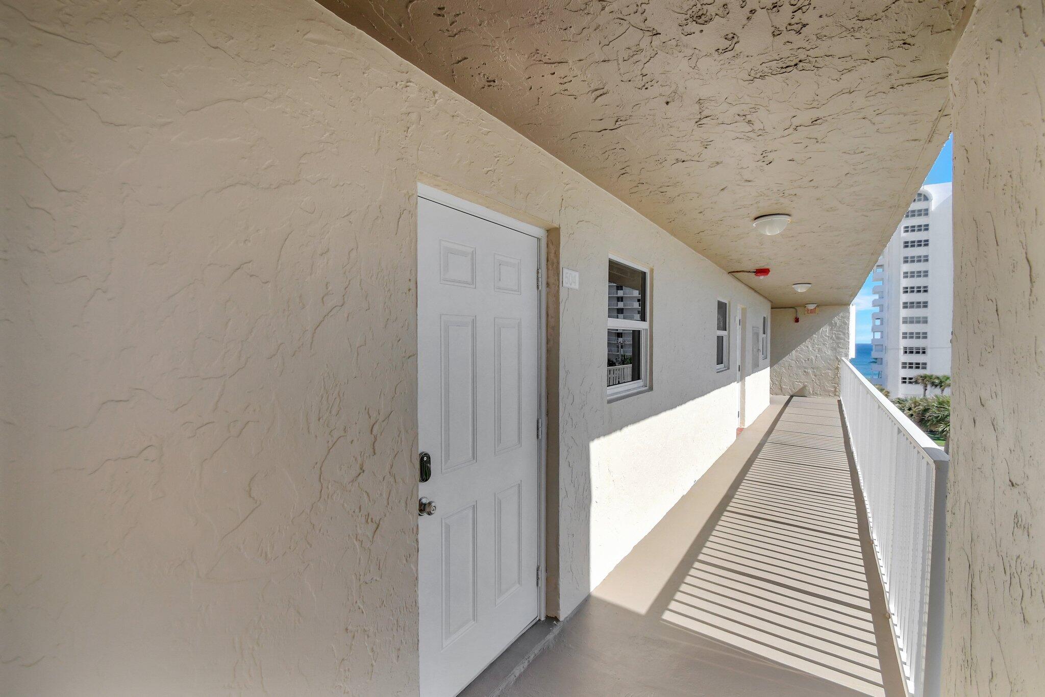 2929 South Ocean Boulevard, Unit 5040 Boca Raton, FL 33432 - Photo 8 of 35 Entrance