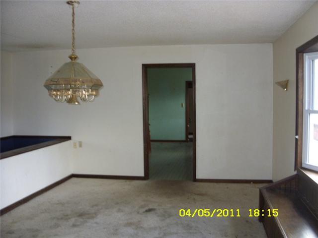 413 West Thompson Road Indianapolis, IN 46217 - Photo 5 of 6 Gallery Image 5