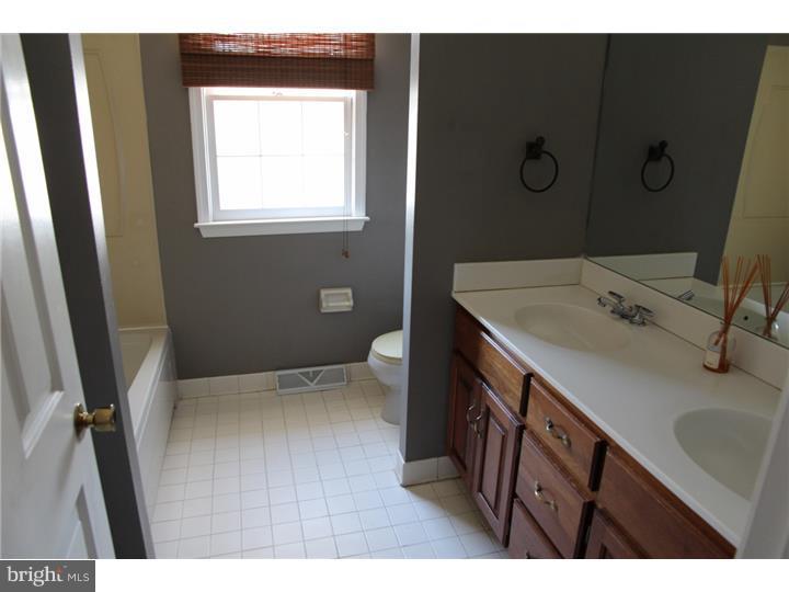 413 Trend Road Yardley, PA 19067 - Photo 16 of 25 Gallery Image 16