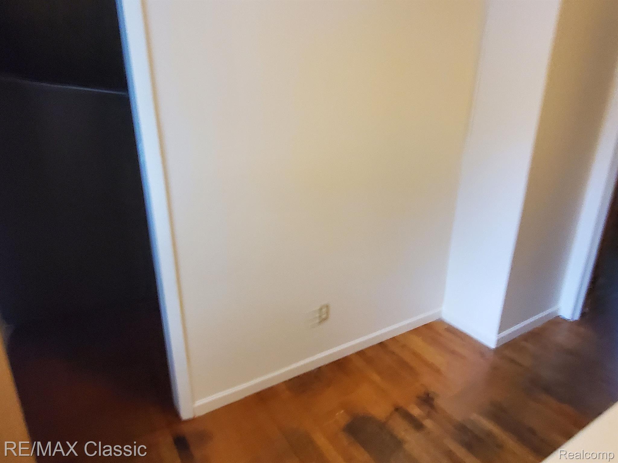 26718 Five Mile Road Redford, MI 48239 - Photo 12 of 24 Gallery Image 12