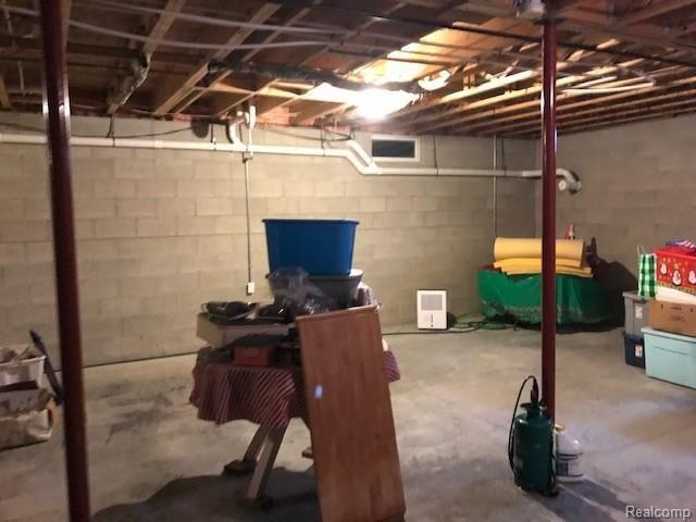 5949 Snover Road Decker, MI 48426 - Photo 32 of 38 Gallery Image 32