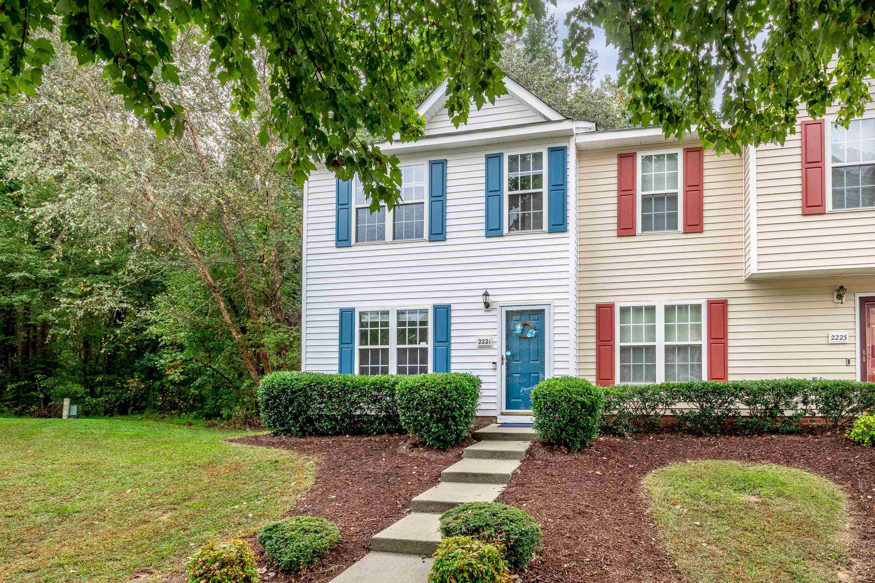 2221 Violet Bluff Court Raleigh, NC 27610 - Photo 3 of 26 Photo 3
