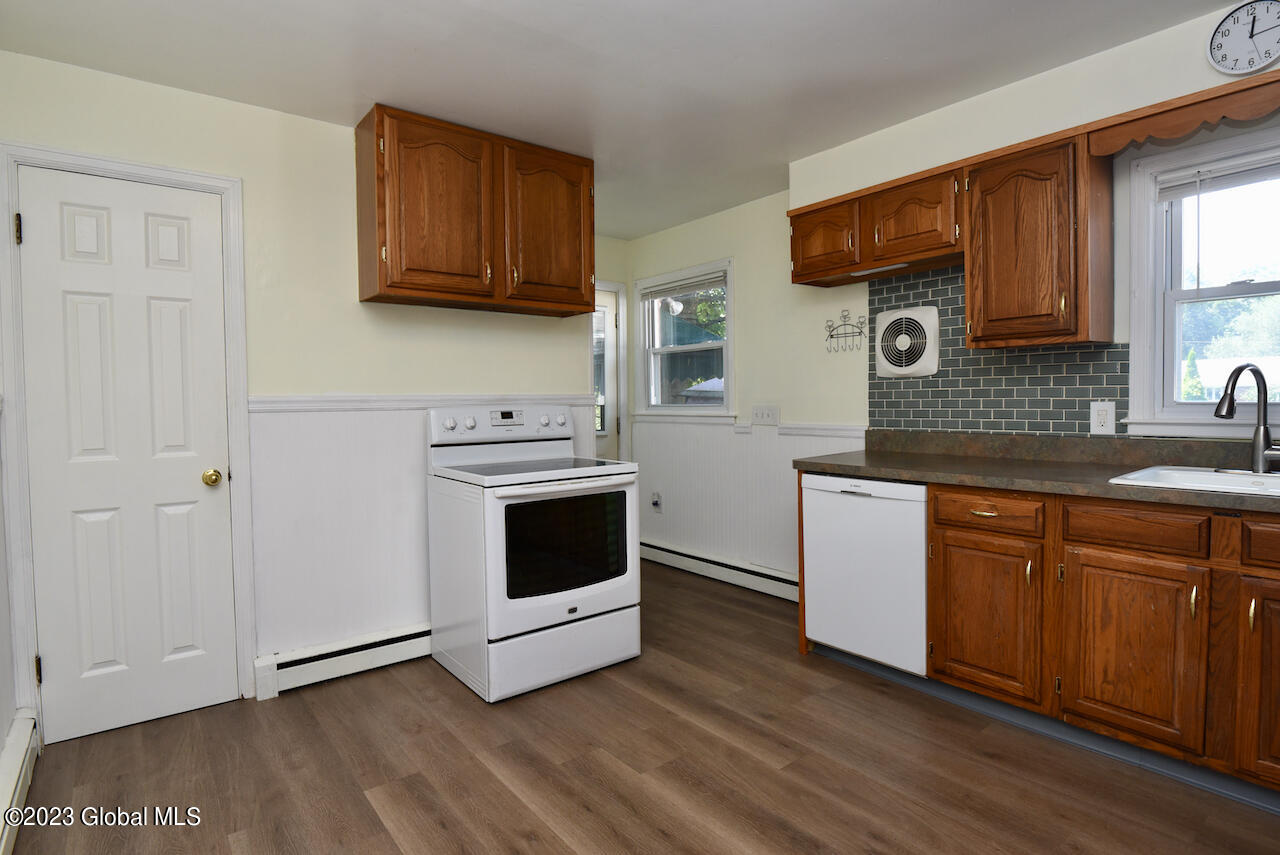 1 Roe Avenue Colonie, NY 12205 - Photo 12 of 53 14
