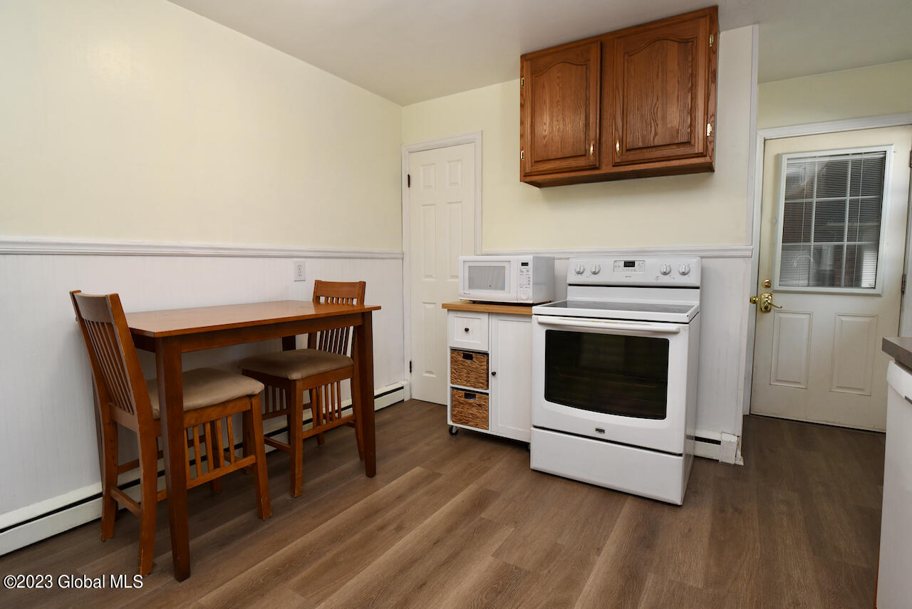 1 Roe Avenue Colonie, NY 12205 - Photo 9 of 53 11