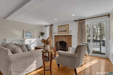 $400,000 | 2 Esterly Farms Road, Unit 2, Madison, CT 06443