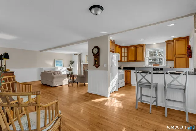 $400,000 | 2 Esterly Farms Road, Unit 2, Madison, CT 06443