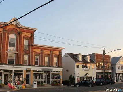 $400,000 | 2 Esterly Farms Road, Unit 2, Madison, CT 06443