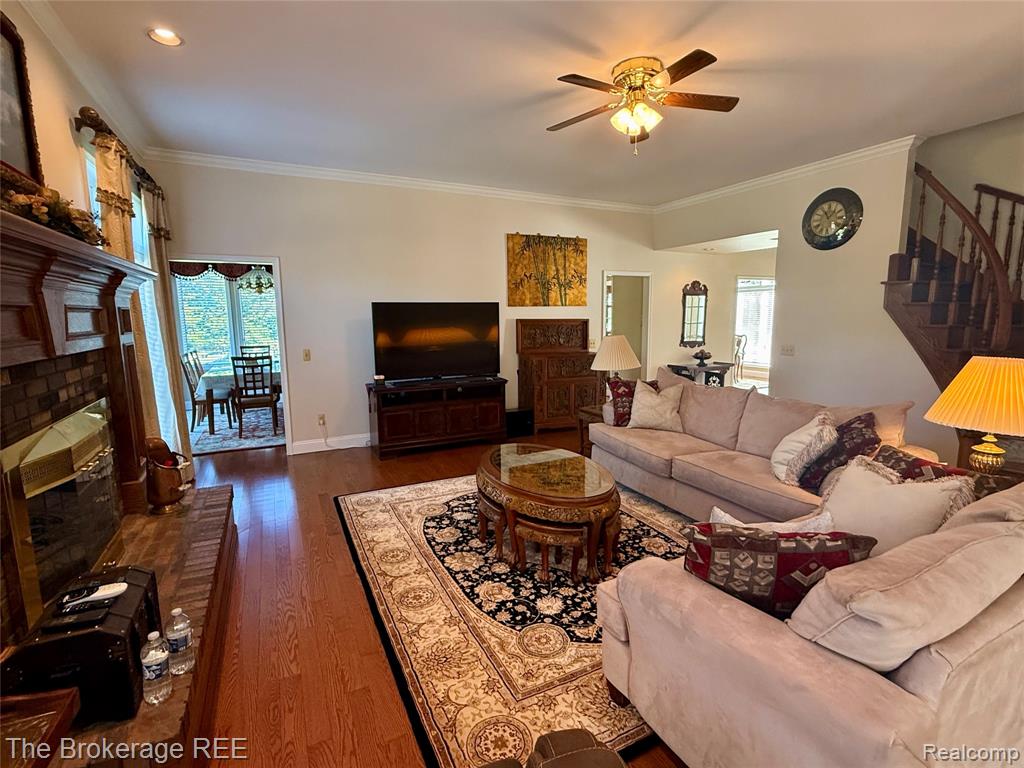 12088 Pinebrook Lane South Lyon, MI 48178 - Photo 5 of 73
