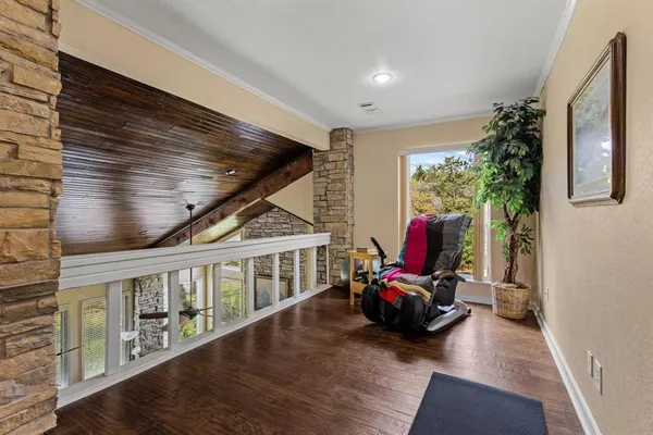 $879,000 | 455 Lakepoint Loop, Pottsboro, TX 75076