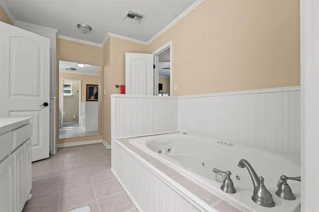 $879,000 | 455 Lakepoint Loop, Pottsboro, TX 75076