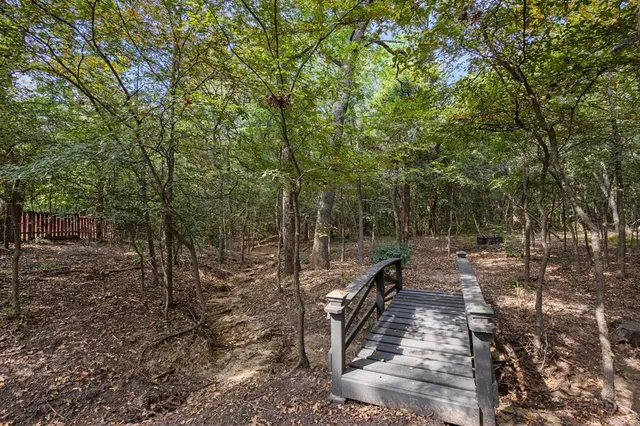 $925,000 | 455 Lakepoint Loop, Pottsboro, TX 75076