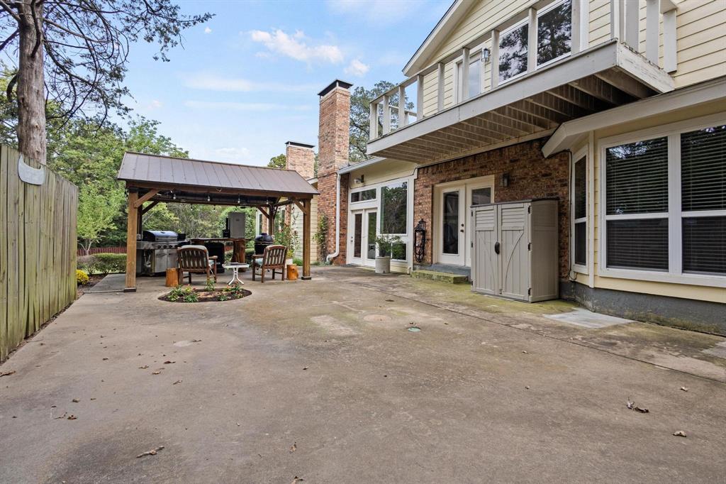 455 Lakepoint Loop Pottsboro, TX 75076 - Photo 32 of 40 Patio / terrace with a patio area, a gazebo, and area for grilling
