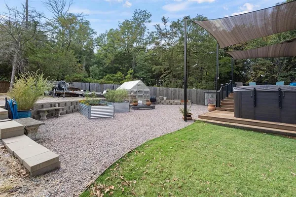 $879,000 | 455 Lakepoint Loop, Pottsboro, TX 75076