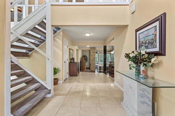 $879,000 | 455 Lakepoint Loop, Pottsboro, TX 75076