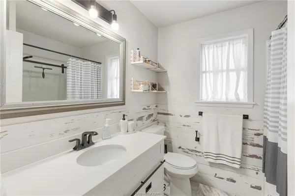 $2,500 | 8205 Raintree Drive, College Station, TX 77845