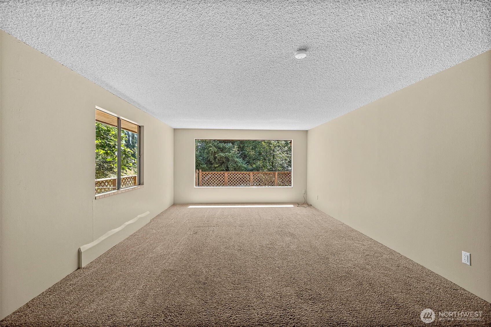 17805 Southeast Jones Road Renton, WA 98058 - Photo 14 of 38