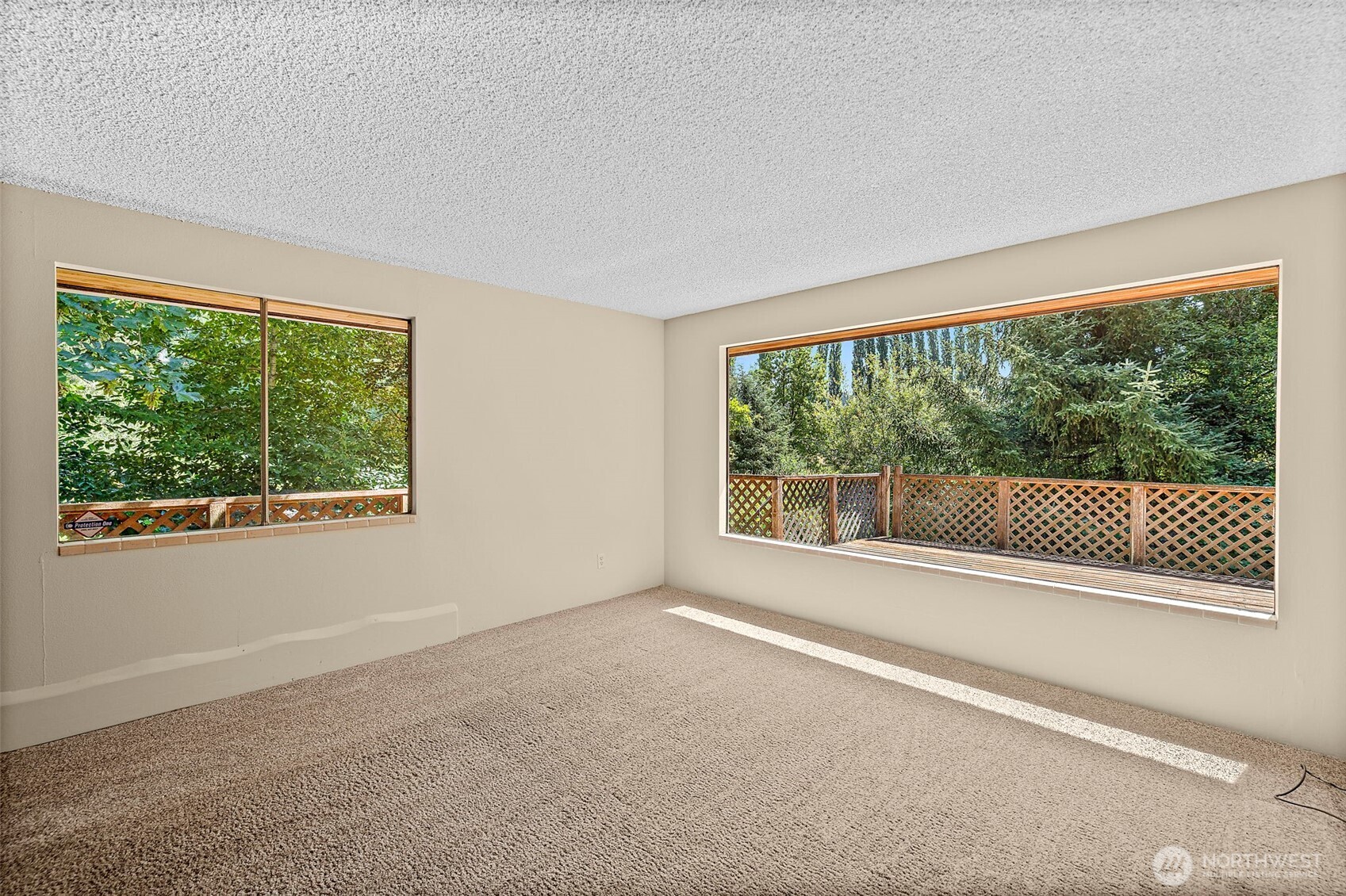 17805 Southeast Jones Road Renton, WA 98058 - Photo 15 of 38