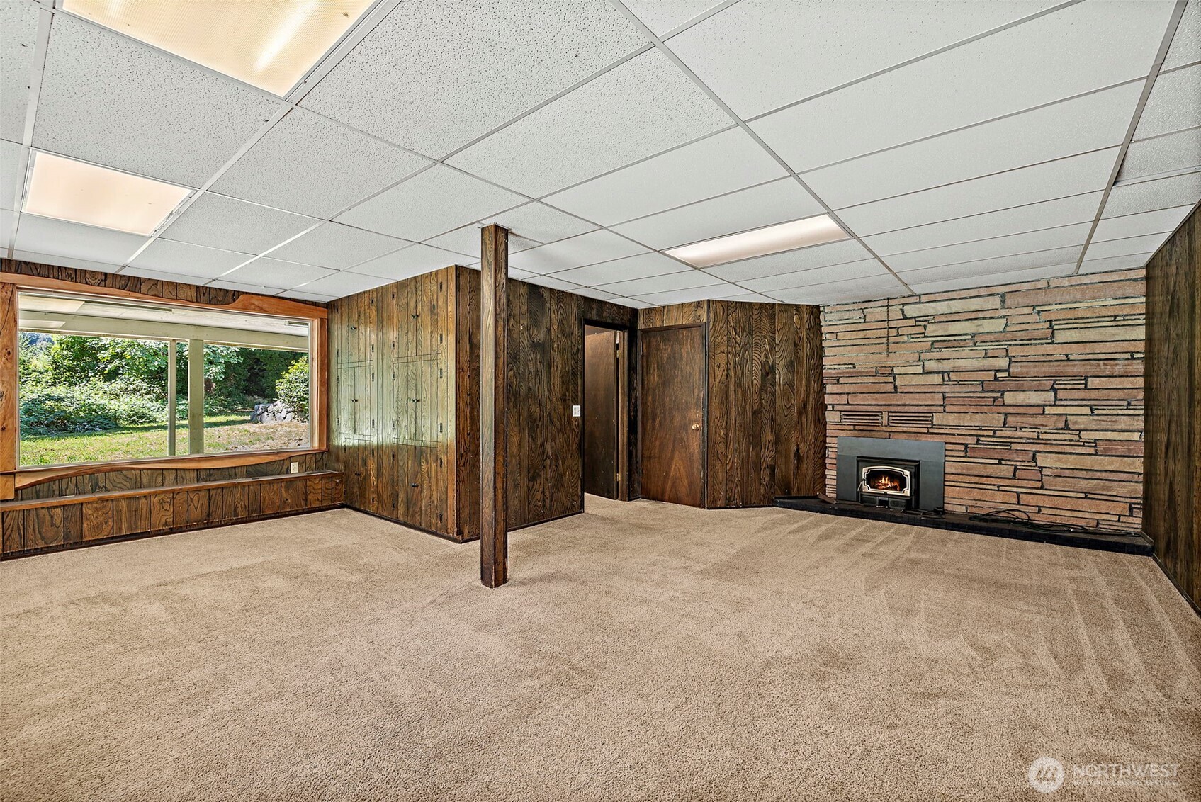 17805 Southeast Jones Road Renton, WA 98058 - Photo 19 of 38