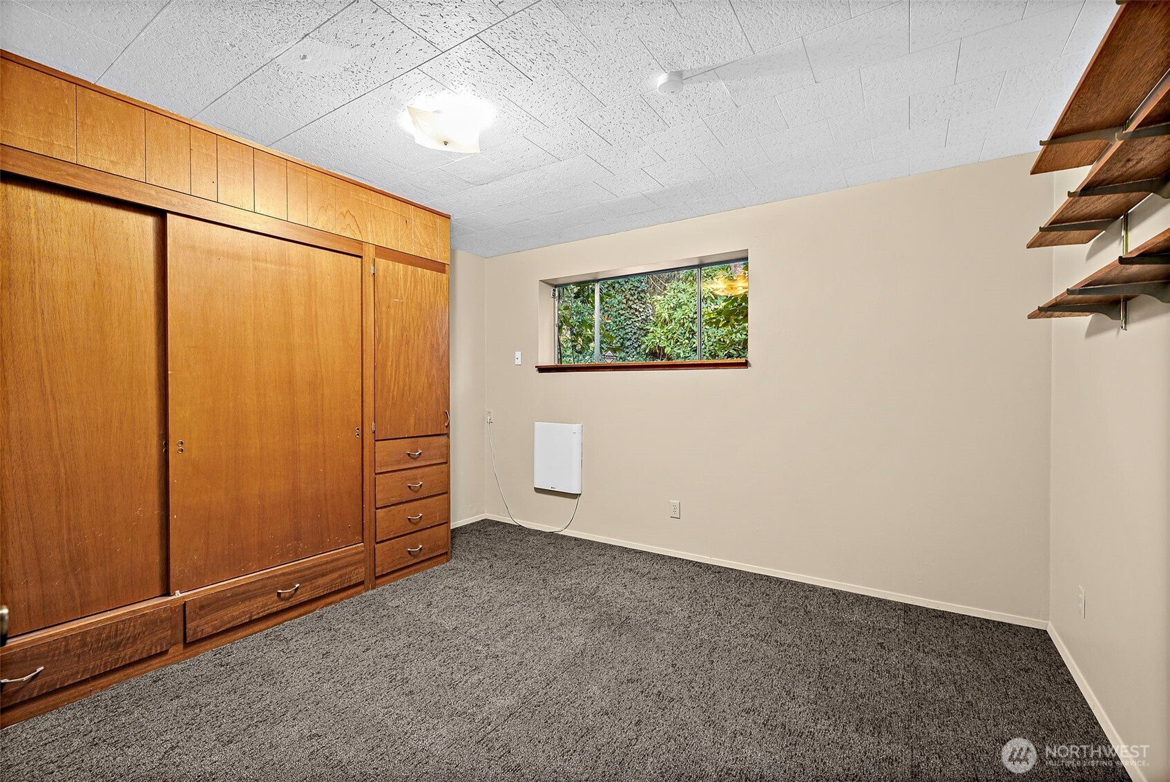 17805 Southeast Jones Road Renton, WA 98058 - Photo 21 of 38