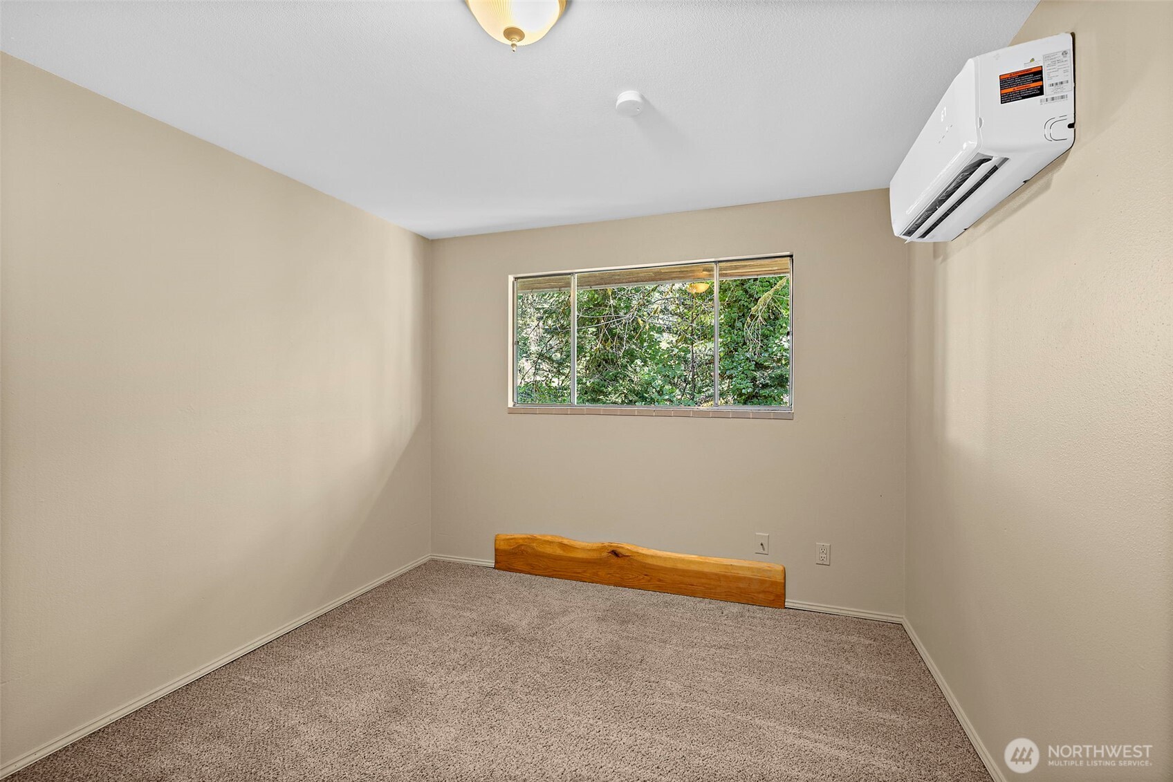17805 Southeast Jones Road Renton, WA 98058 - Photo 22 of 38