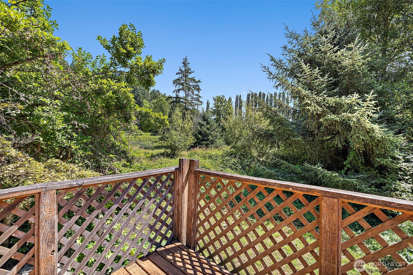 17805 Southeast Jones Road Renton, WA 98058 - Photo 31 of 38