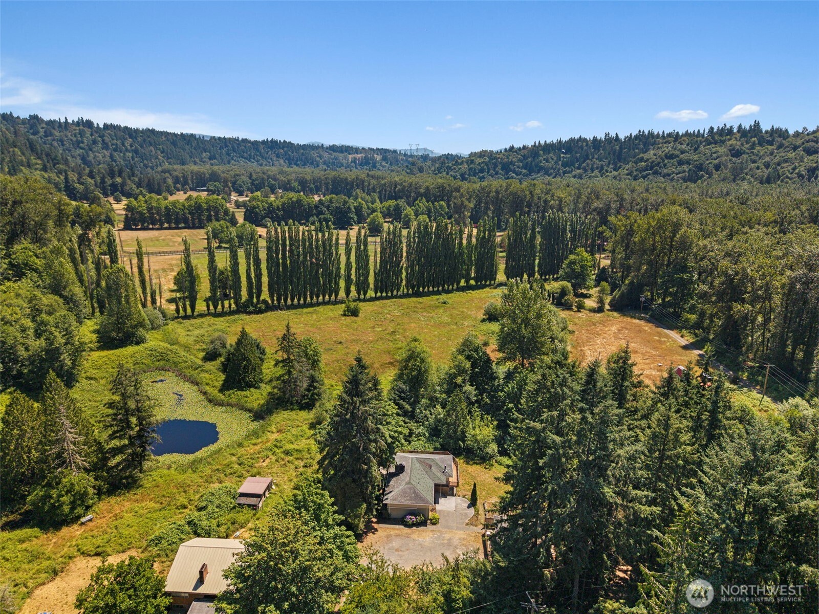 17805 Southeast Jones Road Renton, WA 98058 - Photo 4 of 38