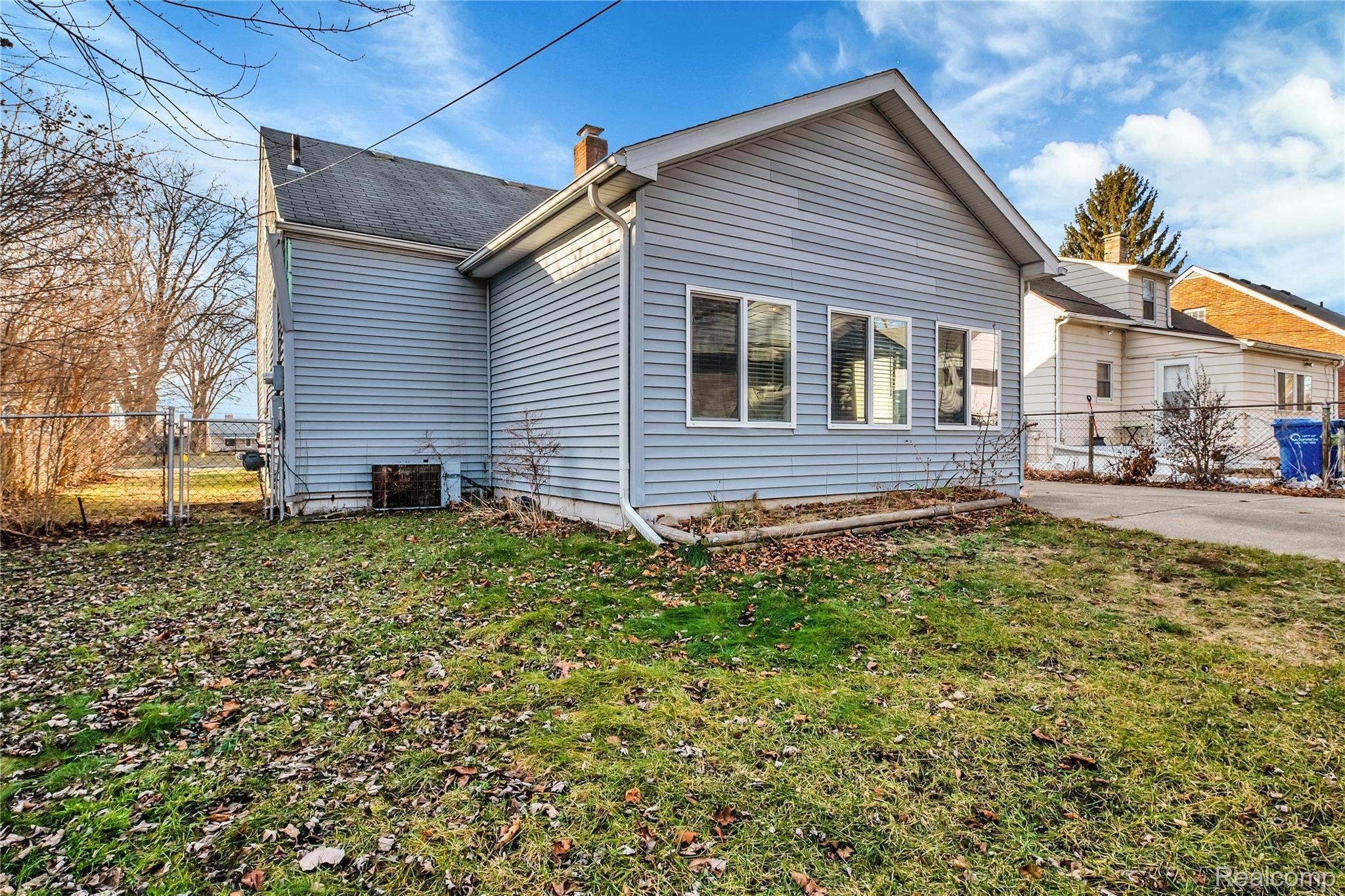 22640 Le Fever Avenue Warren, MI 48091 - Photo 23 of 28 22640 Le Fever - HD Drone Photography-8.jpg