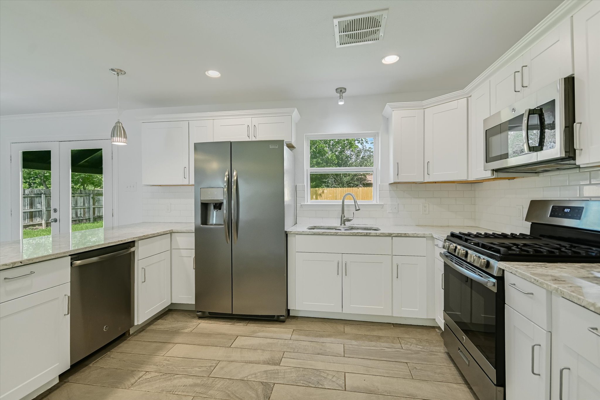 12504 Limerick Avenue Austin, TX 78727 - Photo 7 of 18