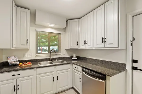 $405,000 | 2100 Preston Lane, Modesto, CA 95355