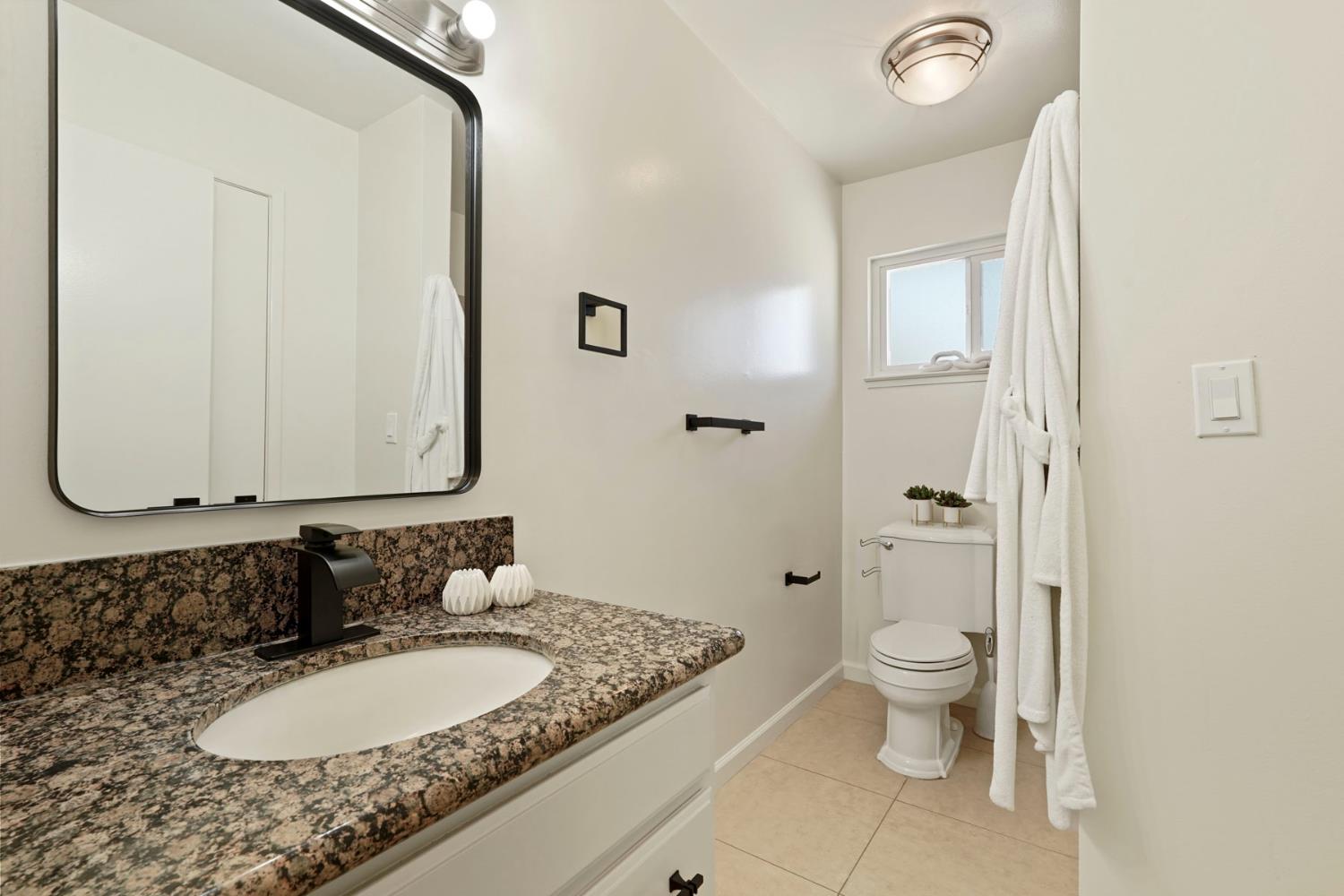 2100 Preston Lane Modesto, CA 95355 - Photo 25 of 31