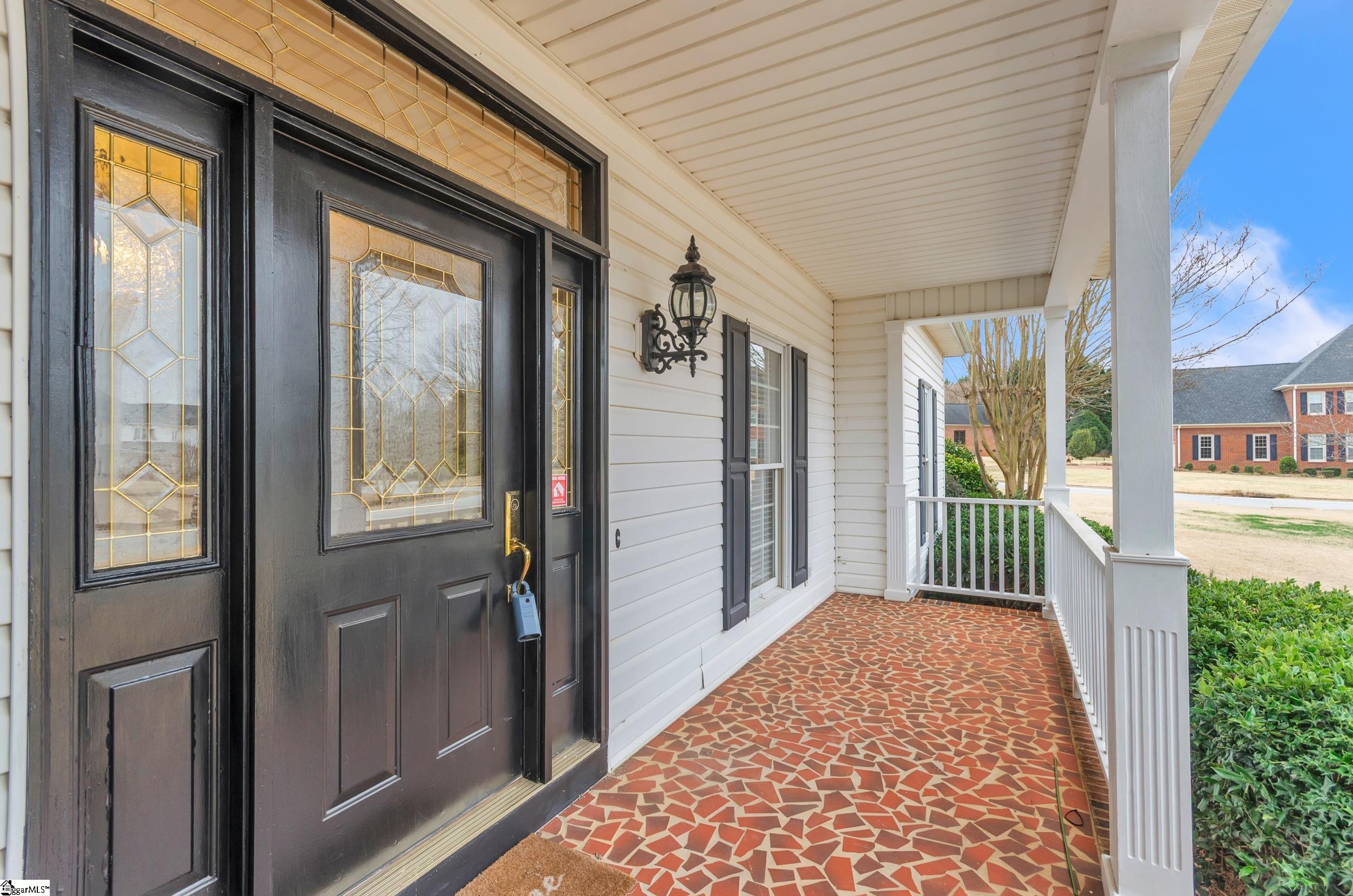 2 Shadow Point Court Simpsonville, SC 29681 - Photo 4 of 40 Gallery Image 4