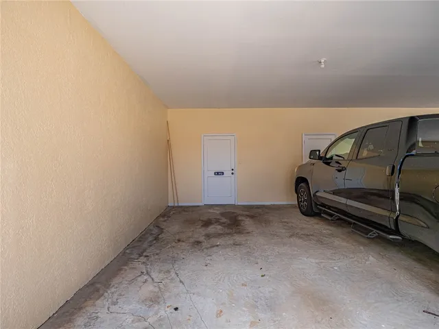 $2,500 | 5075 Harmony Circle, Unit 302, Vero Beach, FL 32967