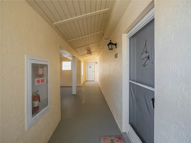 $2,500 | 5075 Harmony Circle, Unit 302, Vero Beach, FL 32967