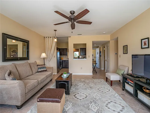 $2,500 | 5075 Harmony Circle, Unit 302, Vero Beach, FL 32967