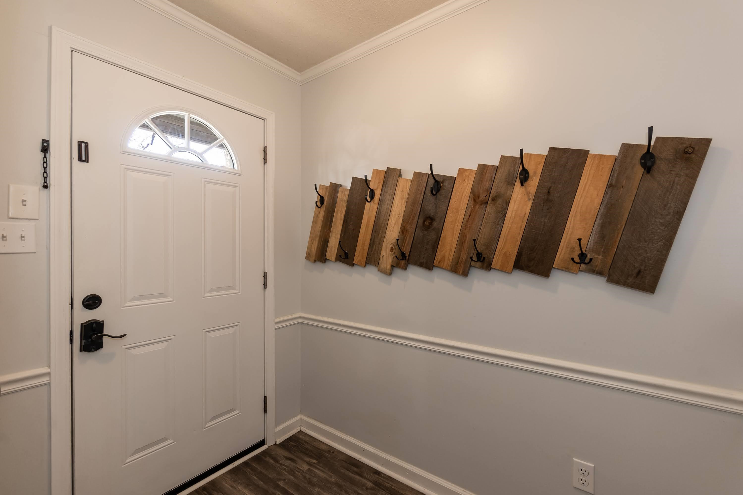 4701 Draper Road Raleigh, NC 27616 - Photo 4 of 27 Photo 4