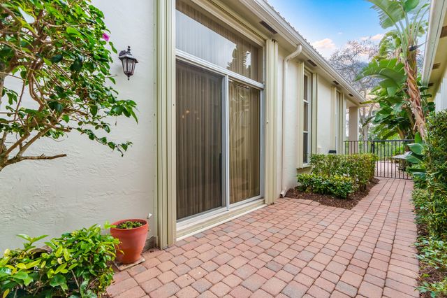 $1,060,000 | 7724 Montecito Place, Delray Beach, FL 33446