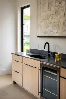 $2,095,000 | 7111 Coronado Avenue, Dallas, TX 75214